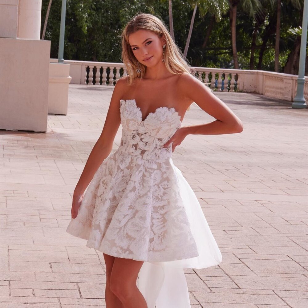 NEW OFF WHITE SHORT A-LINE WEDDING LACE DRESS W/ LARGE BOW DETAIL NX JQ1017